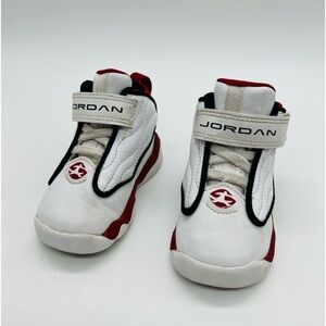 AIR JORDAN WHITE LEATHER SNEAKERS SIZE BABY 4